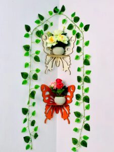 ৩টি বাটারফ্লাই কর্নার সেলফ ফুল সহ